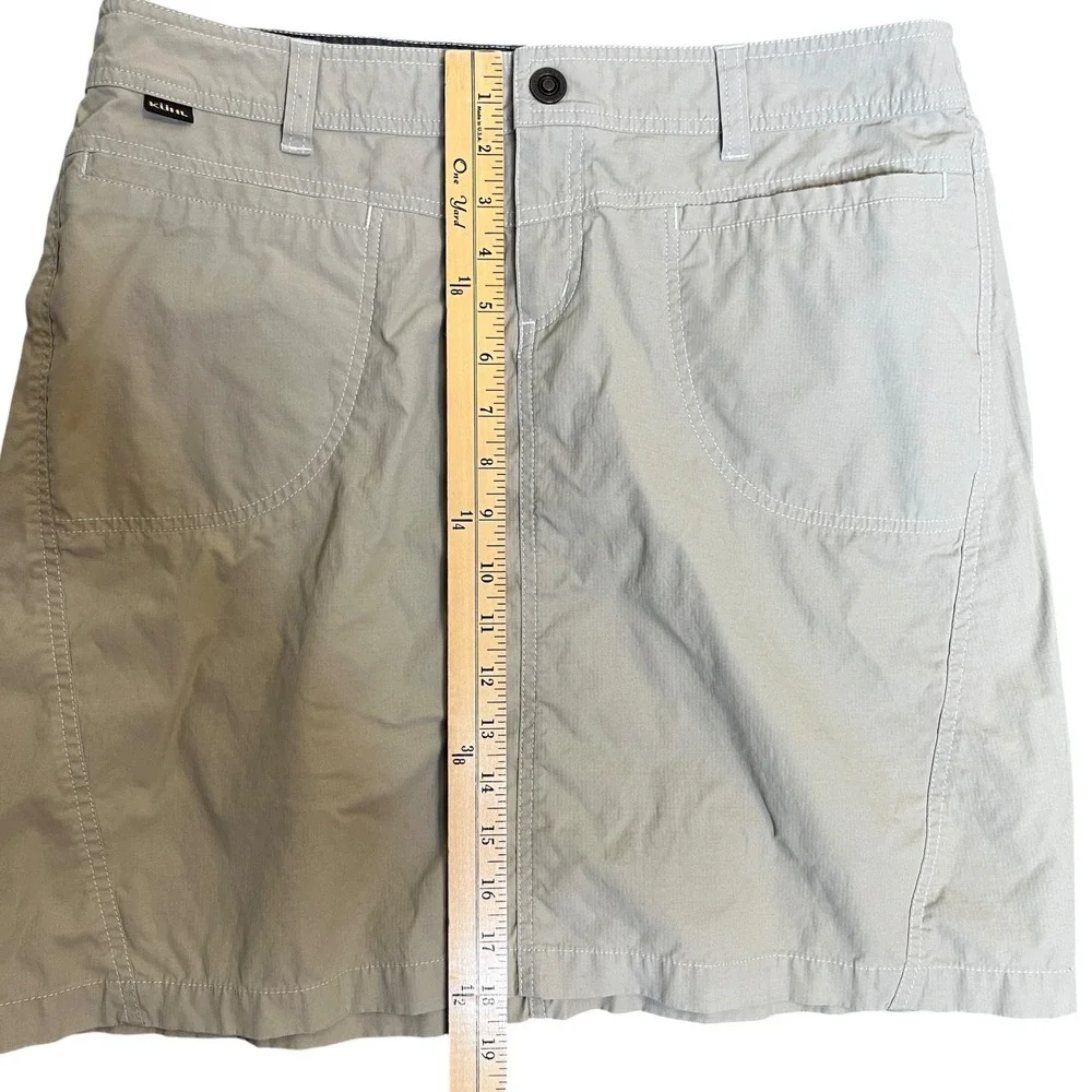 KUHL Kuhldry Stretch Skirt Womens 12 Khaki Tan Hiking Outdoor Trail Gorpcore